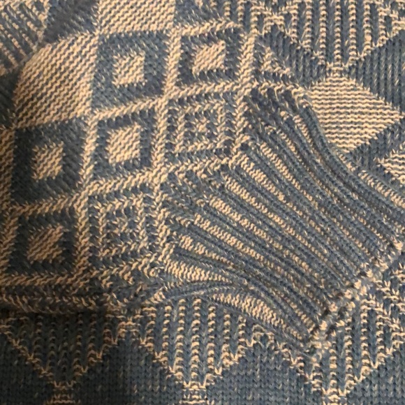 blue patterned sweater - Picture 5 of 5
